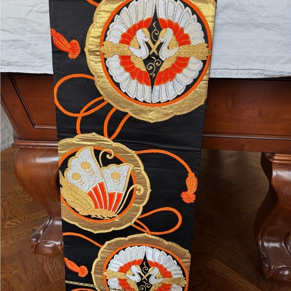 Elegant Black and Gold Japanese Table Runner 13 feet Long - Picture 4 of 8